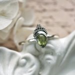 Sidabrinis peridoto žiedas, 19.5 dydis