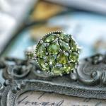 Sidabrinis peridoto žiedas, dydis 19