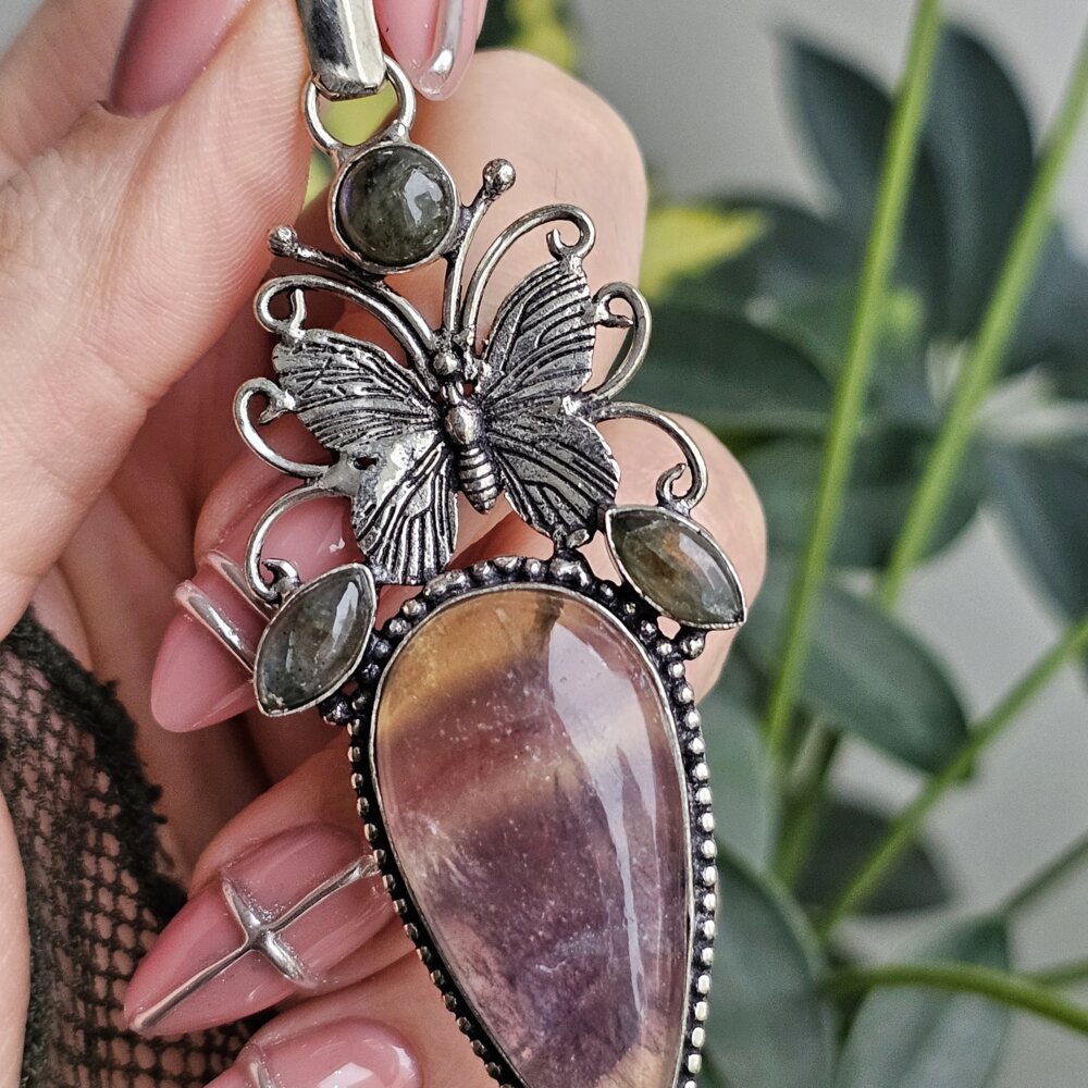 Vienetinis fluorito ir labradorito pakabukas