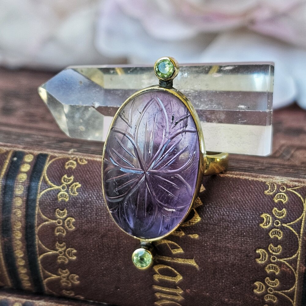 Ametisto ir peridoto žiedas, 19.3 dydis