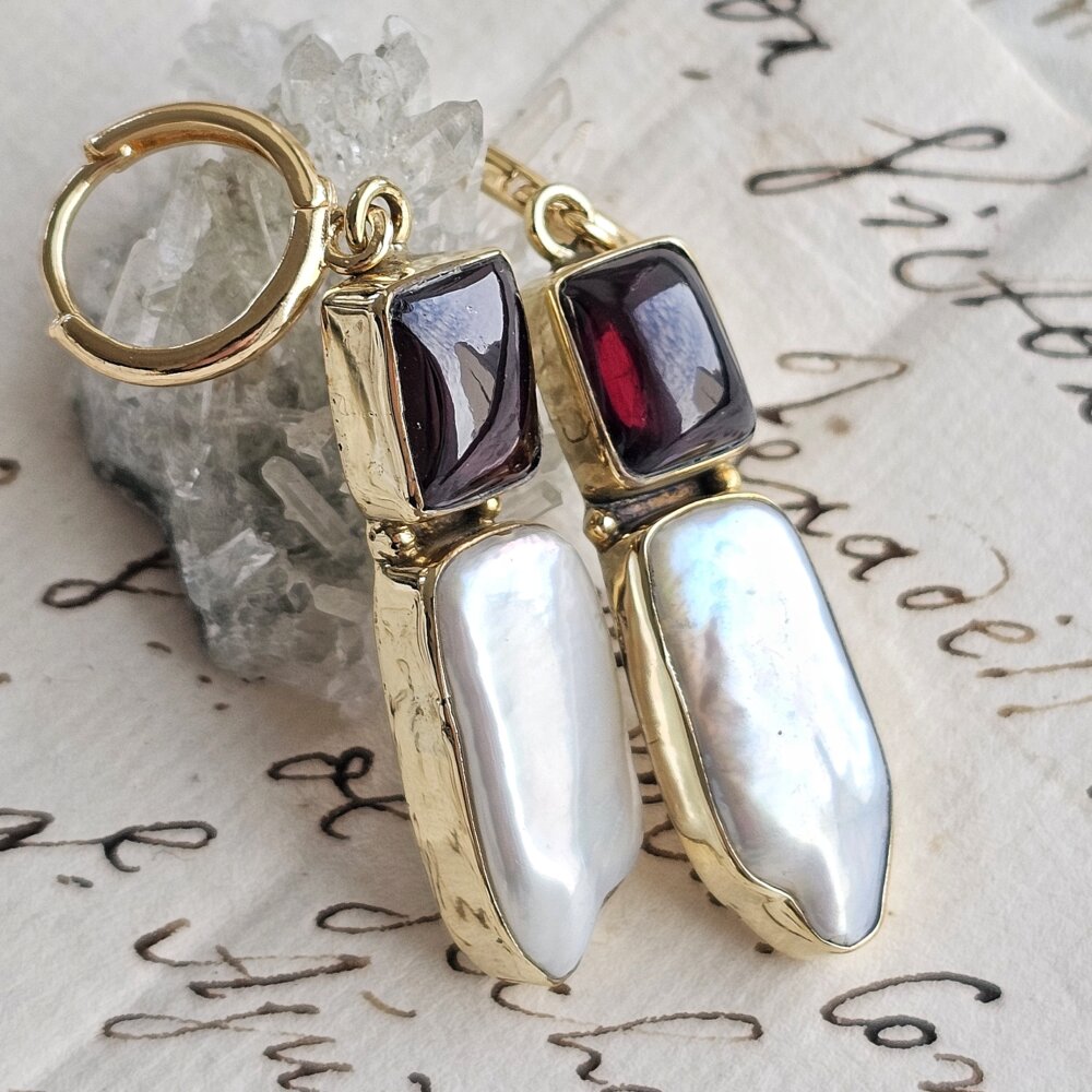 Granato auskarai su perlais