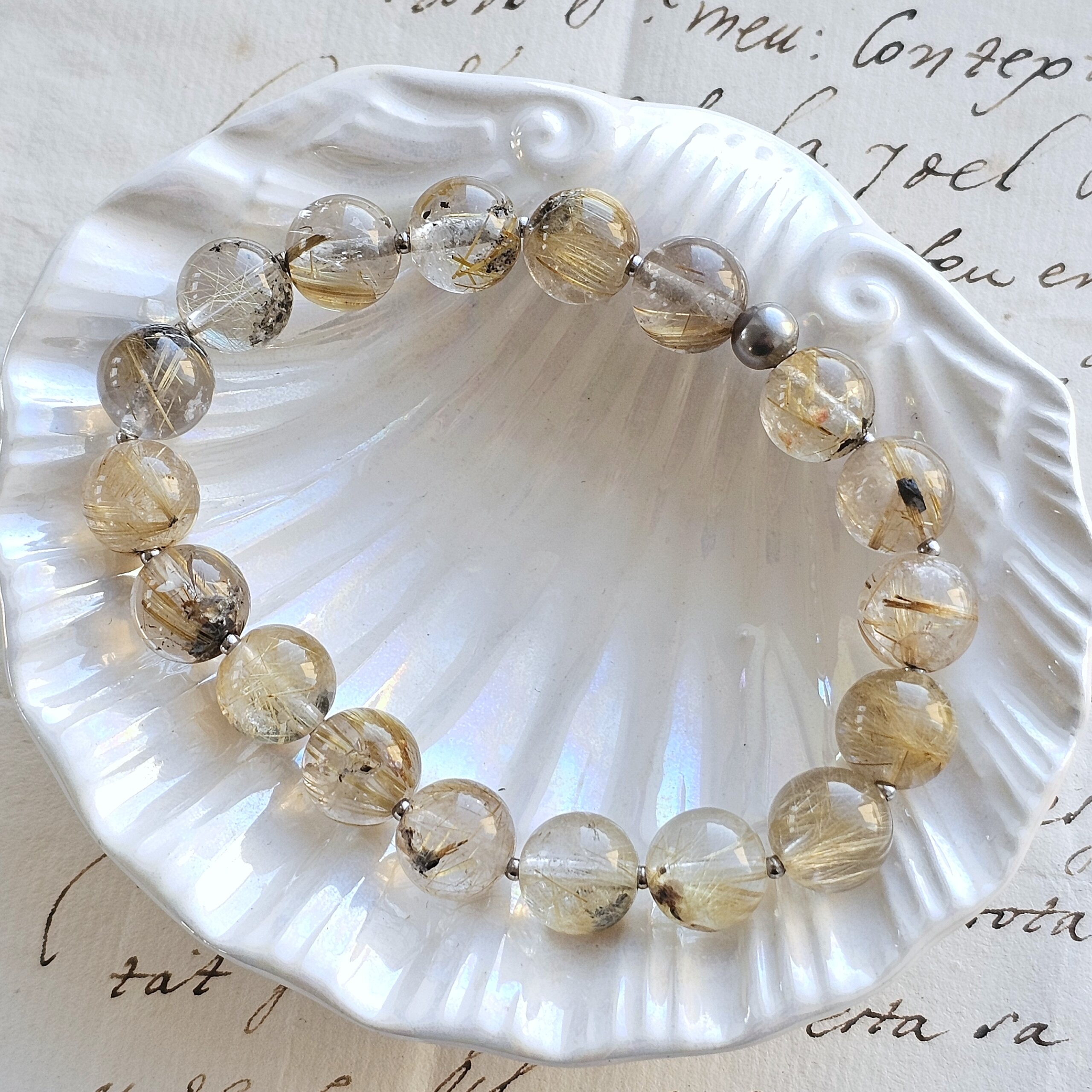 Rutilo kvarco apyrankė