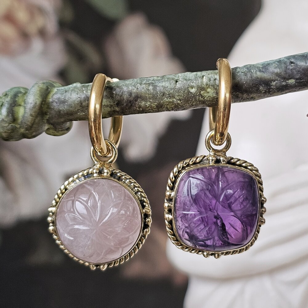 Vienetiniai auskarai iš rožinio kvarco ir ametisto