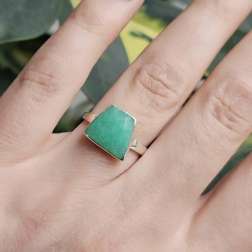 Sidabrinis peridoto žiedas, 16.6 dydis