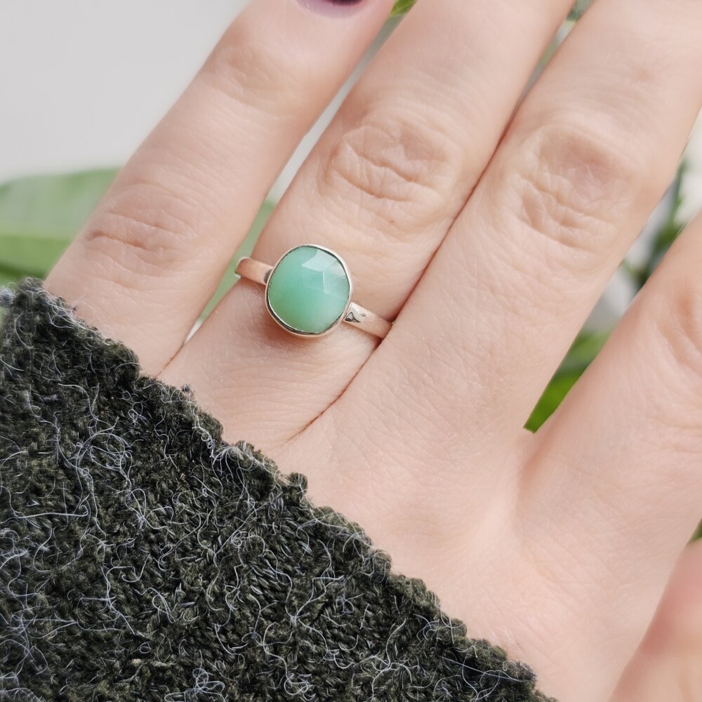 Sidabrinis chrizoprazo žiedas, 16.5 dydis